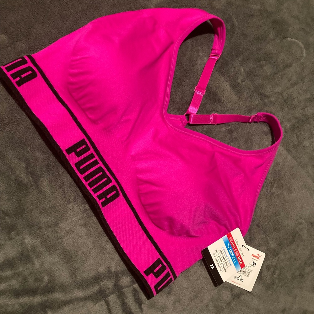 Puma Woman’s seamless Bras. NWT. - Picture 4 of 9